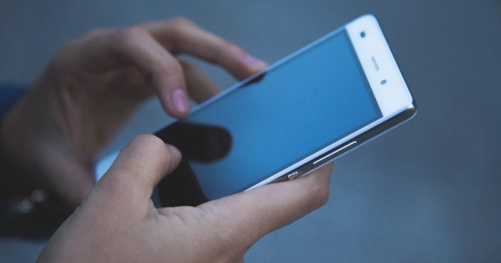 FBI Warns Of Text Message-Based ‘Smishing’ Scam After Tens Of Thousands Of Complaints