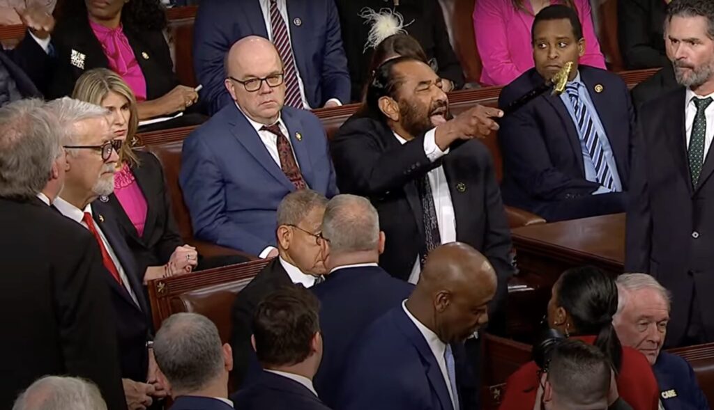 Speaker Johnson Forcibly Removes Unhinged Al Green for Repeatedly Interrupting President Trump