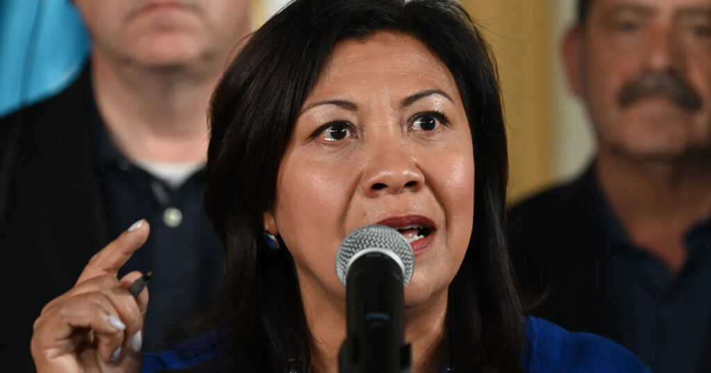 California Democrat: Every Illegal Alien ‘Living in My District Is My Constituent’