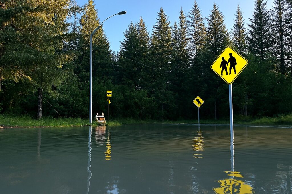 Juneau avoids widespread damage as new flood walls face glacier outburst