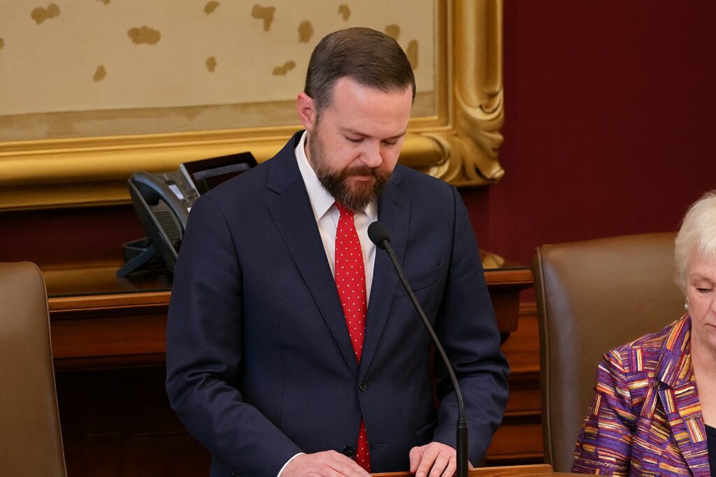 Texas House Votes To Arrest AWOL Dems Hiding Out In Blue States