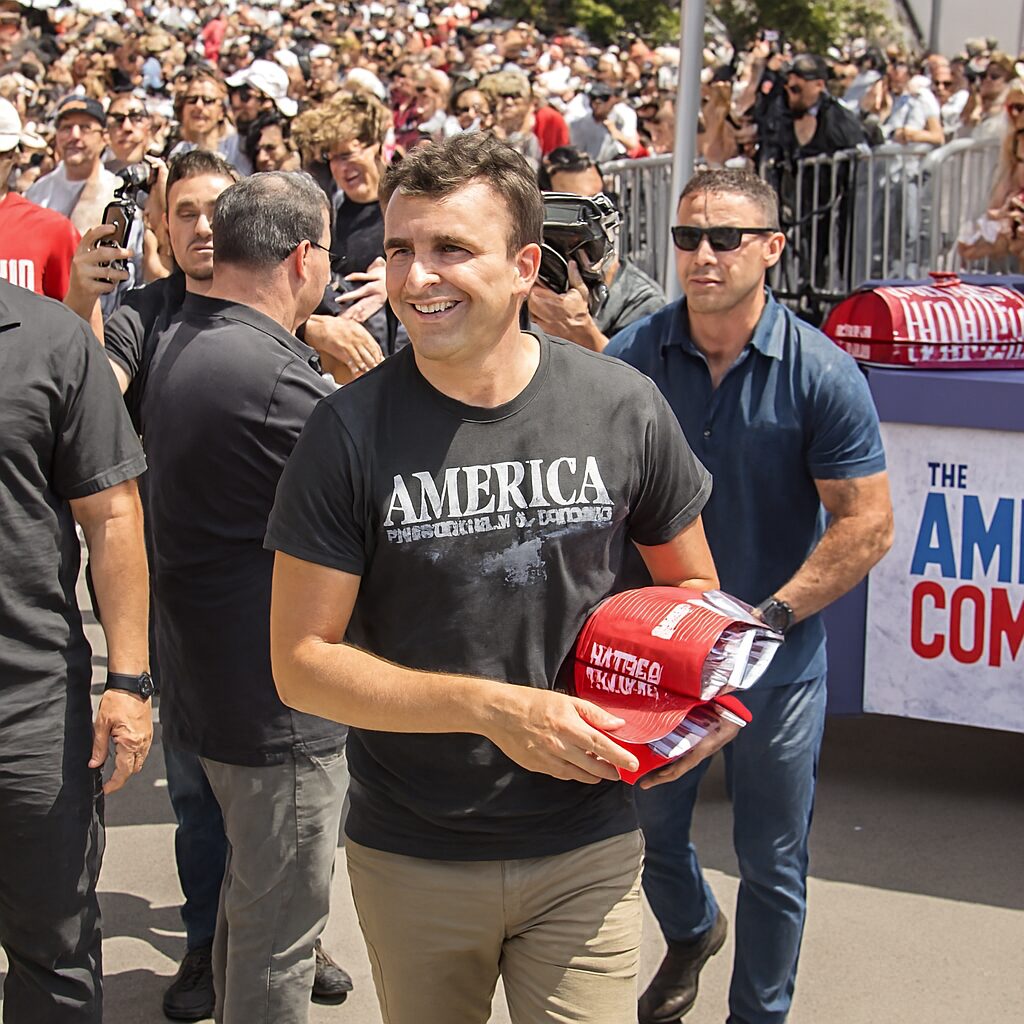 ﻿Charlie Kirk succumbs to gunshot wound – Trump