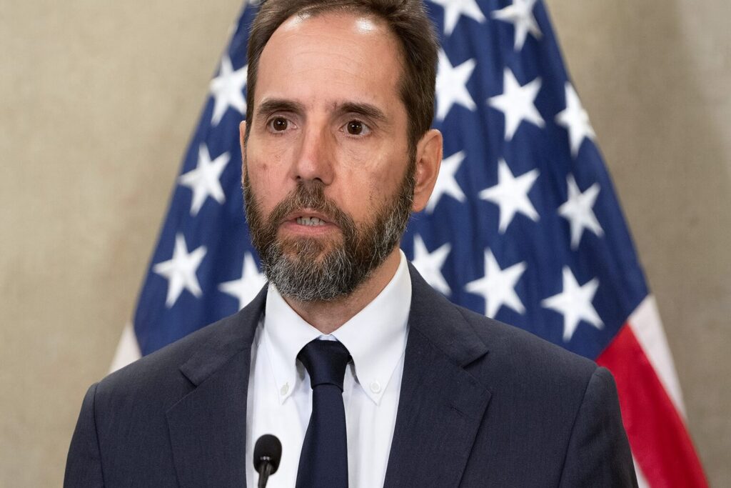 BIDEN’S WATERGATE- Jack Smith Targeted HUNDREDS of Republicans in ‘Arctic Frost’ Spy Probe — Judge Boasberg Involved