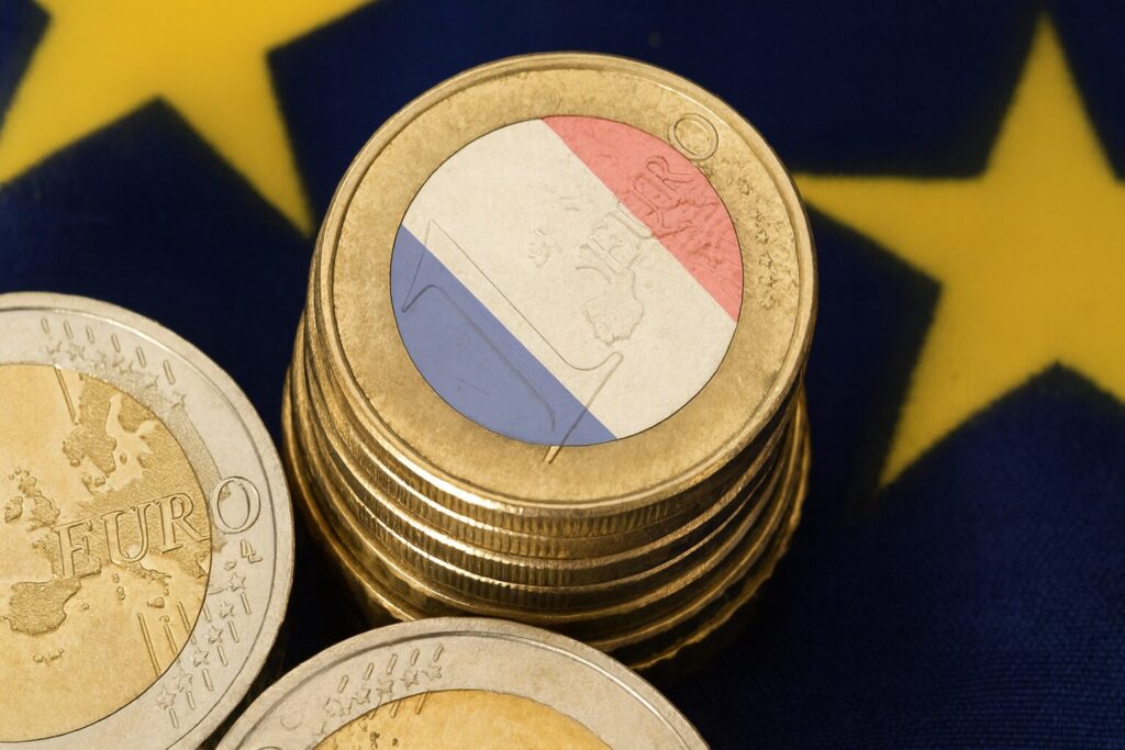 France’s Central Bank chief warns of economic ‘suffocation’