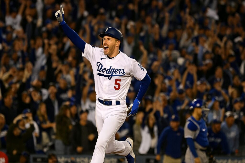 Freeman’s homer in 18th inning lifts Dodgers over Blue Jays 6-5 in World Series classic
