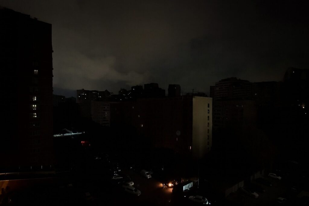 Much of Kyiv was plunged into darkness, although no landings were reported.