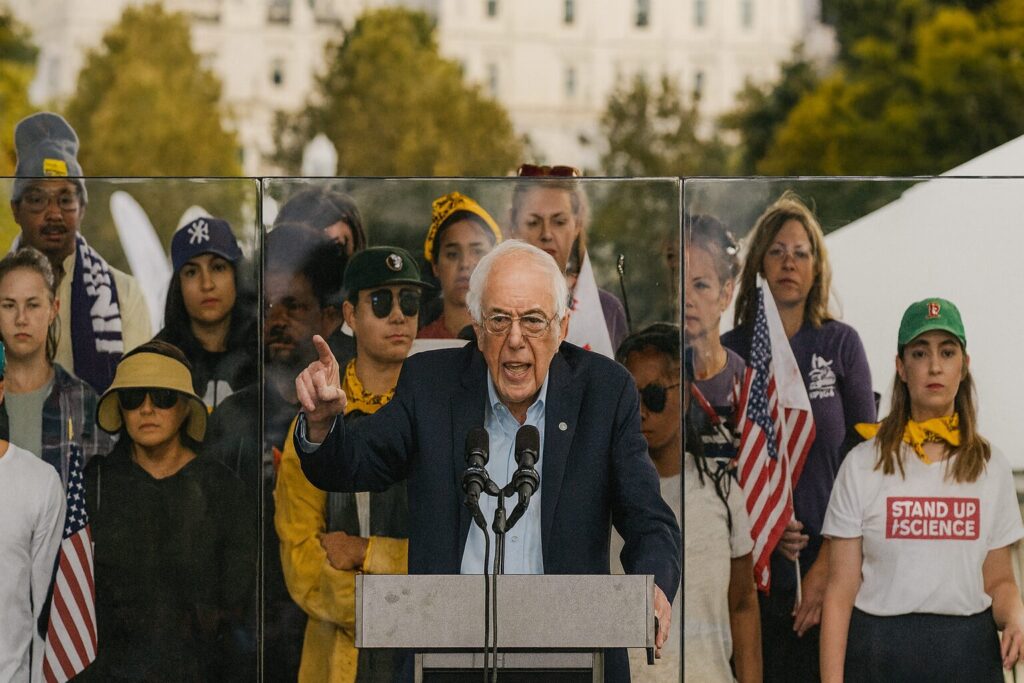 Old White People Rally Against ‘Kings’