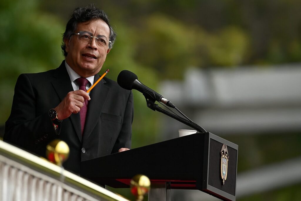 Trump announces end to Colombian foreign aid, labels President Petro an ‘illegal drug dealer’