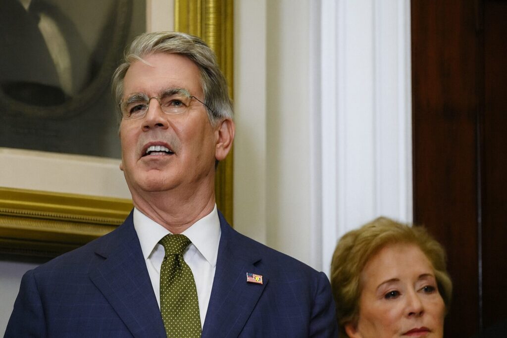 US Treasury Sanctions Russian Oil Companies Over Ukraine War