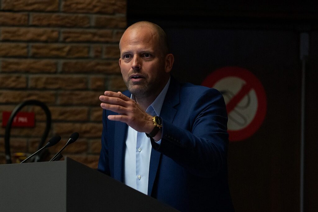 Belgian defense chief blames ‘wipe Moscow off the map’ remark on ‘mean media’